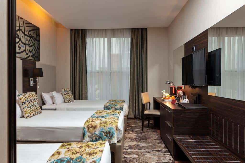 M Hotel Makkah by Millennium — photo
