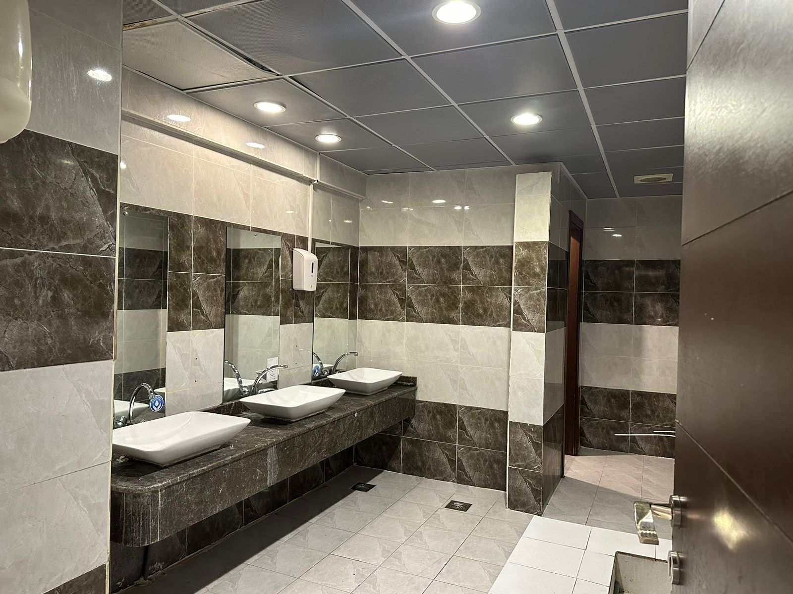Dorrat Al Akhyar — photo
