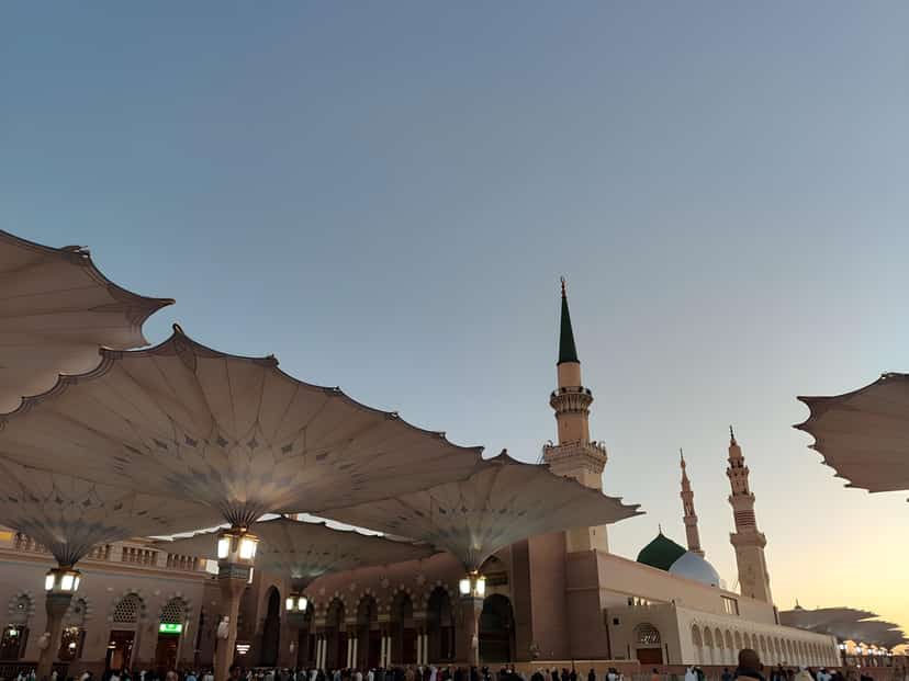 10 days Umrah Package from Lahore