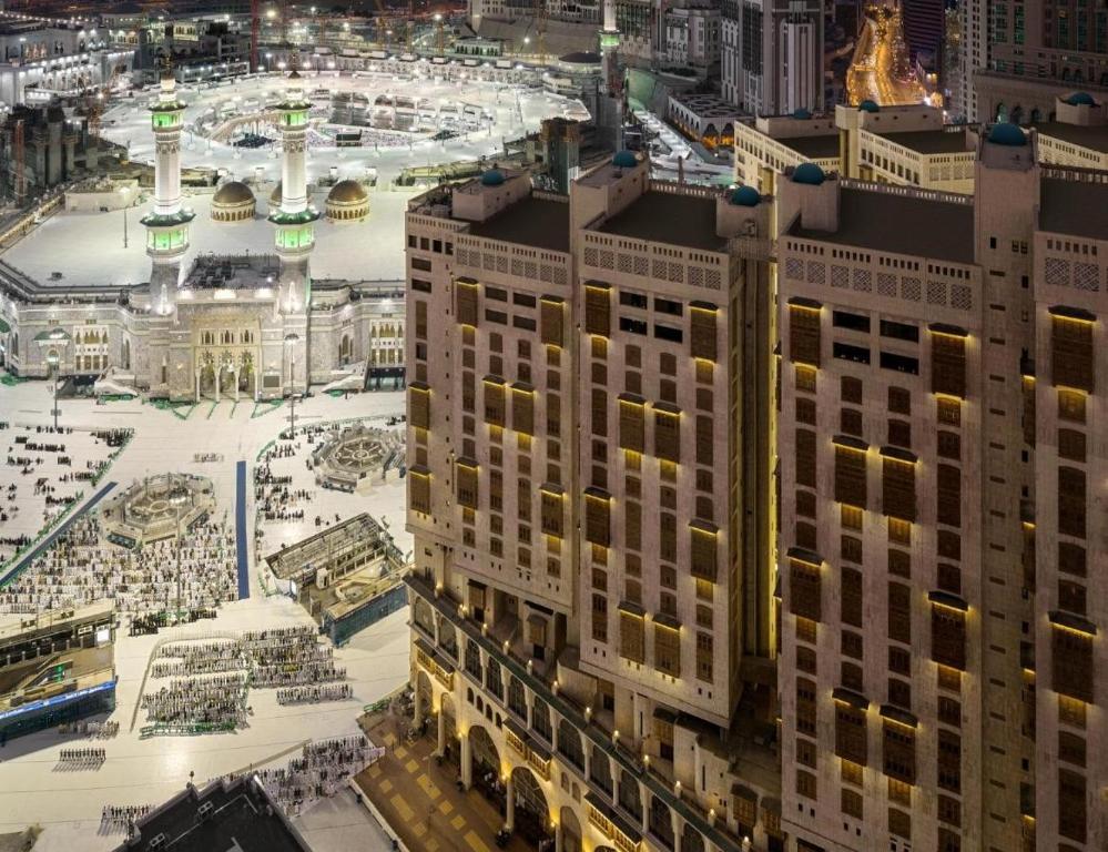 Makkah tower — photo