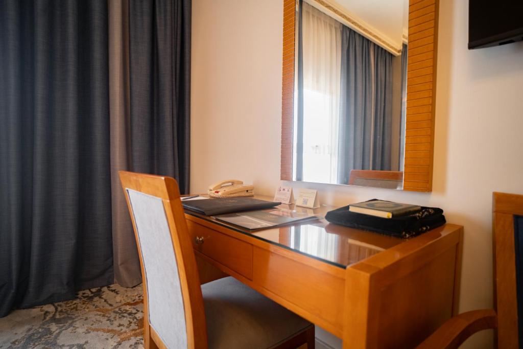 Emaar Grand — photo