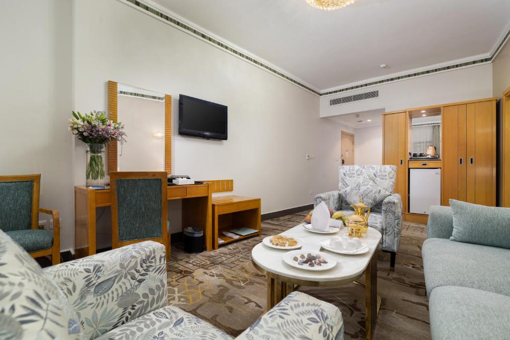 Emaar Grand — photo