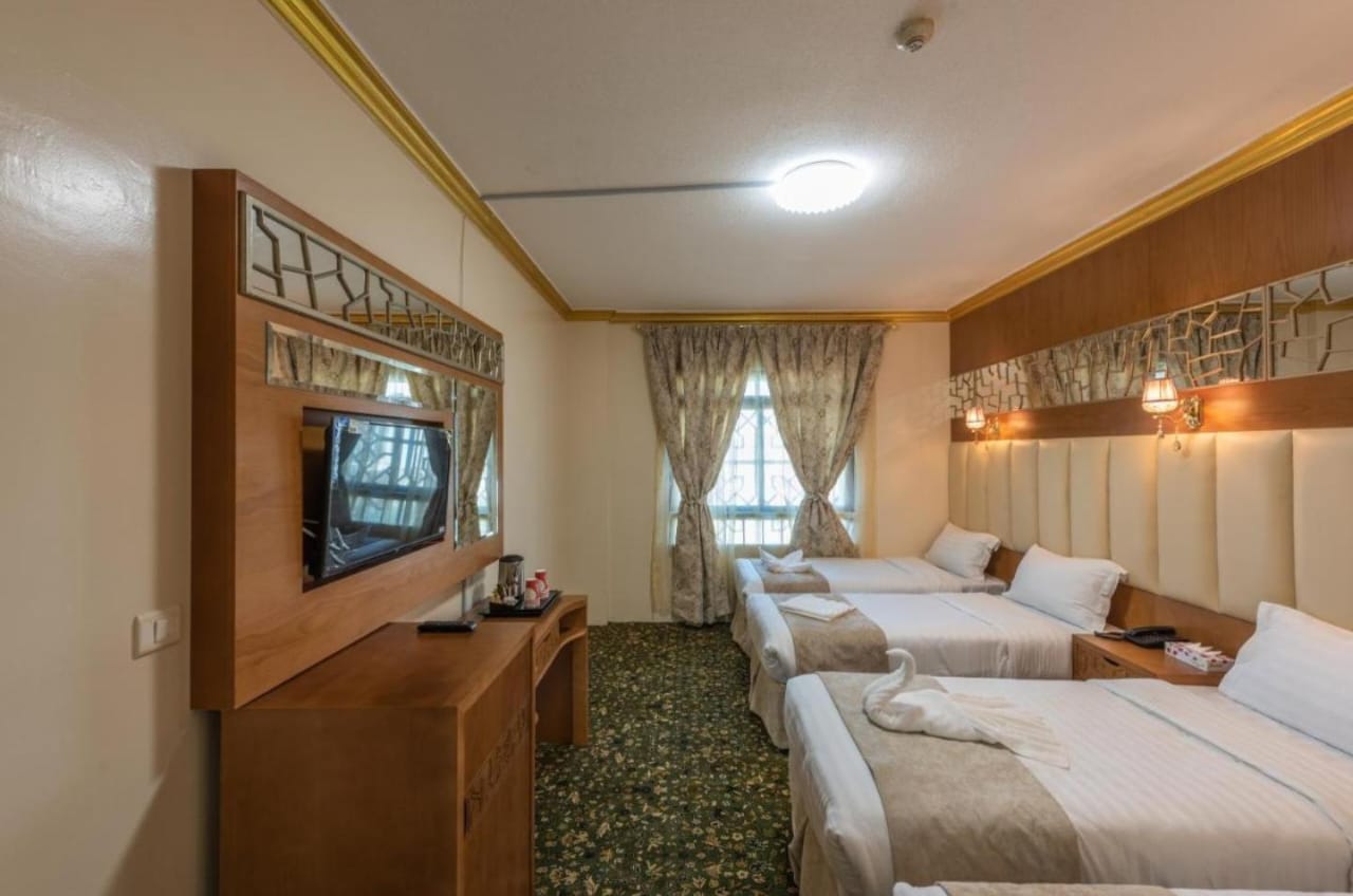 Grand Zowar — photo