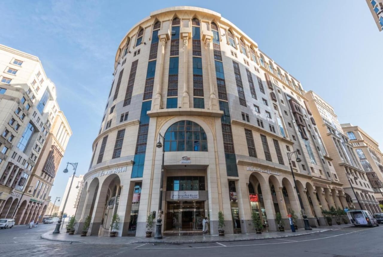 Grand Zowar — photo