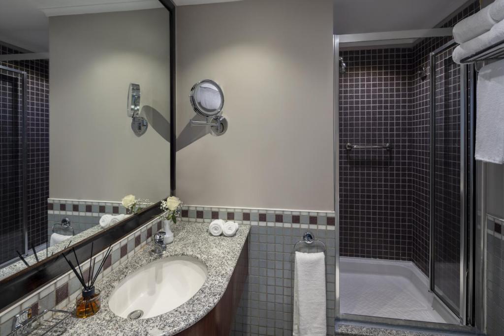 Anwar Al Madinah Mövenpick — photo